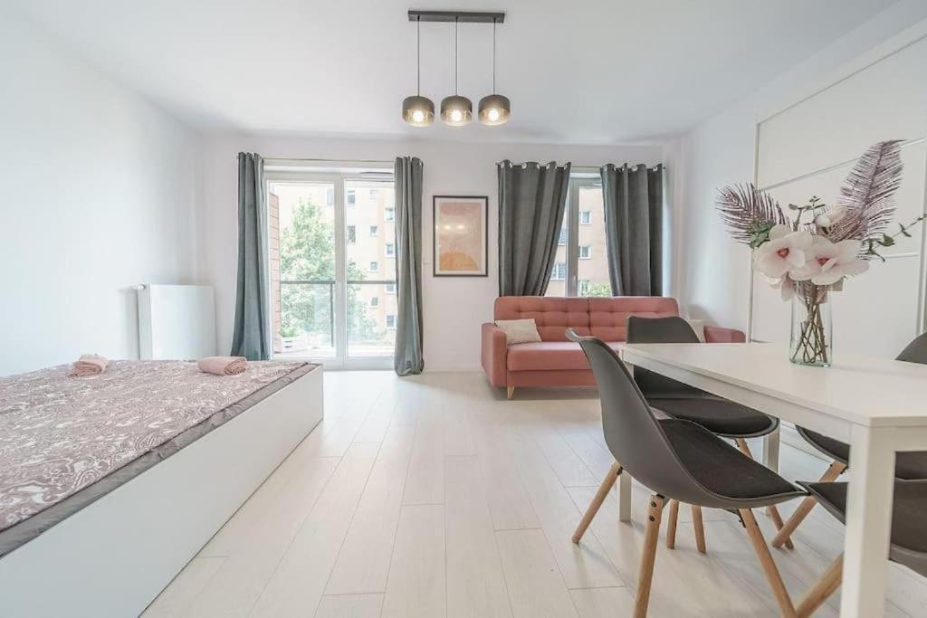 Apartament Urbannestgroup - Sienna 65 Warszawa Zewnętrze zdjęcie
